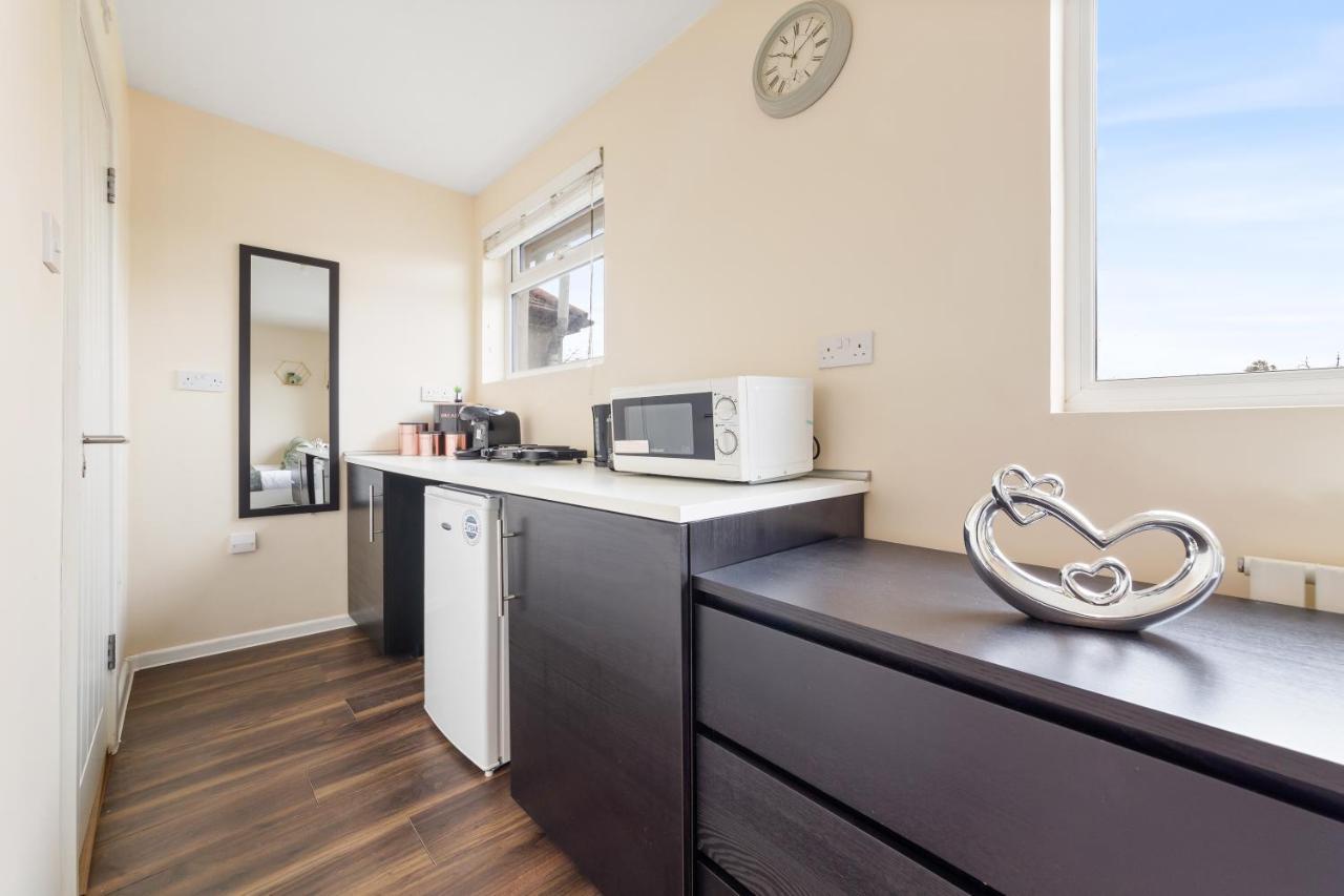 Twickenham Homes Isleworth Εξωτερικό φωτογραφία