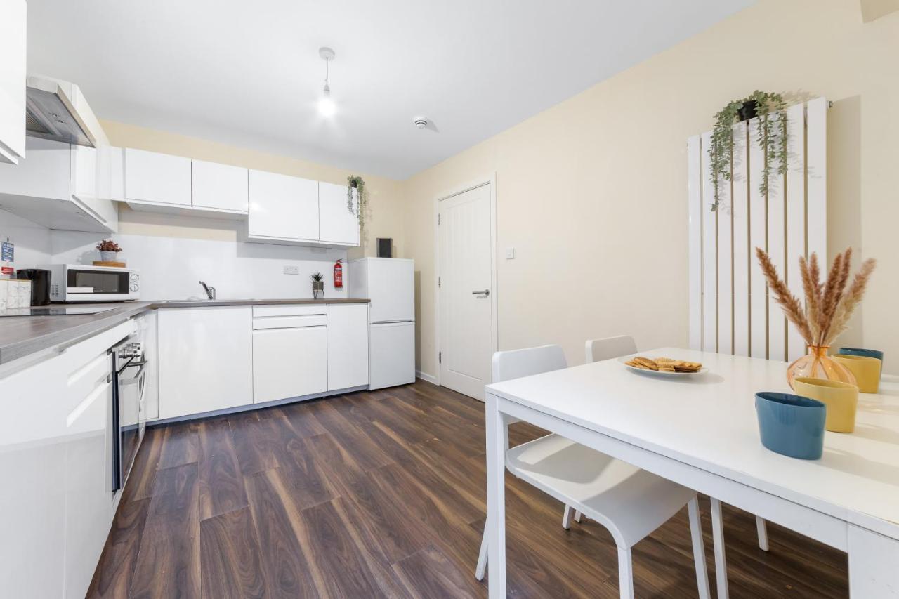 Twickenham Homes Isleworth Εξωτερικό φωτογραφία