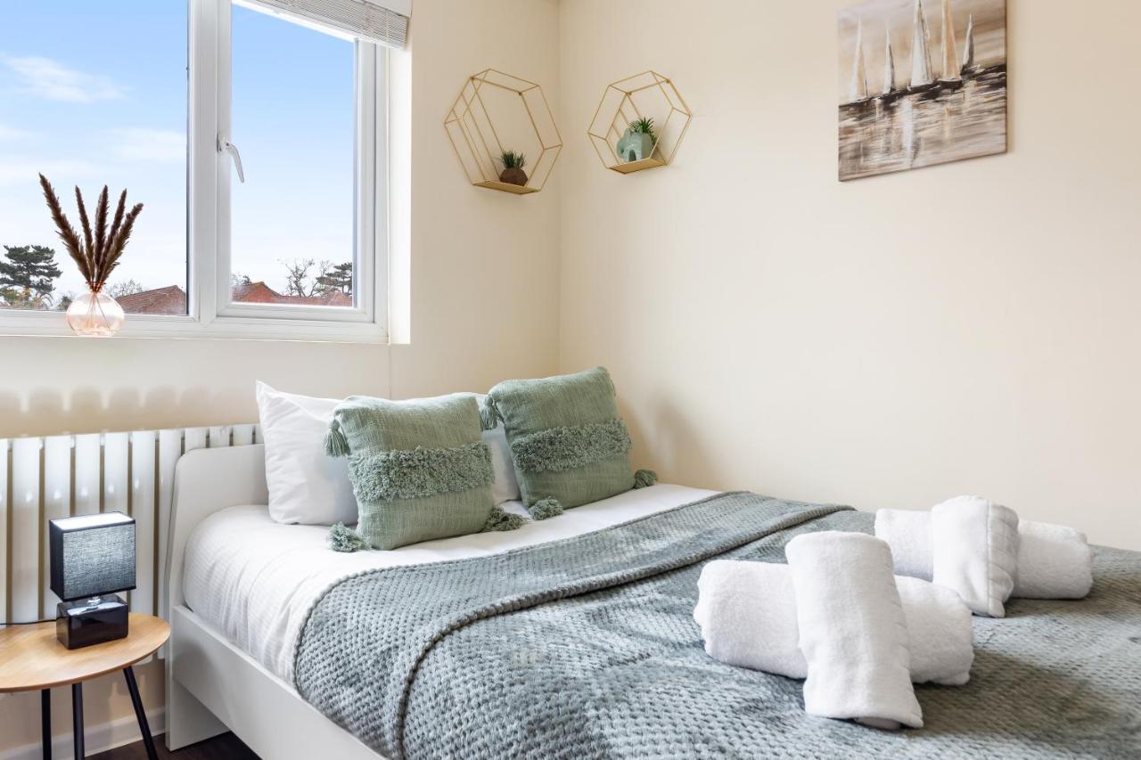 Twickenham Homes Isleworth Εξωτερικό φωτογραφία